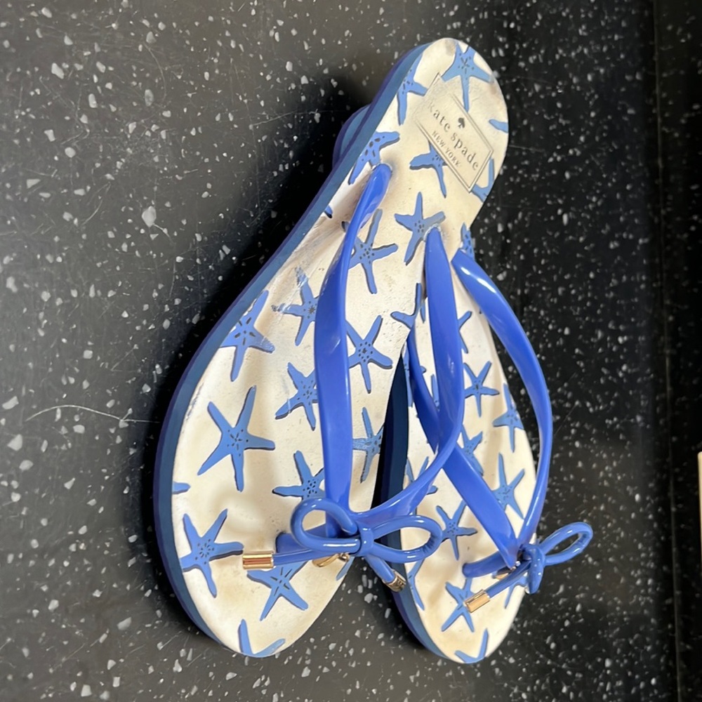 Kate spade ♠️ size 6 flip flops